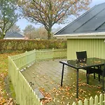 Feriehus Cozy Near